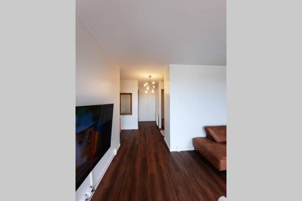 90m2 On Pedestrian Street On Floor, Penthouse Suite, Great View! Incl Linen And Pori