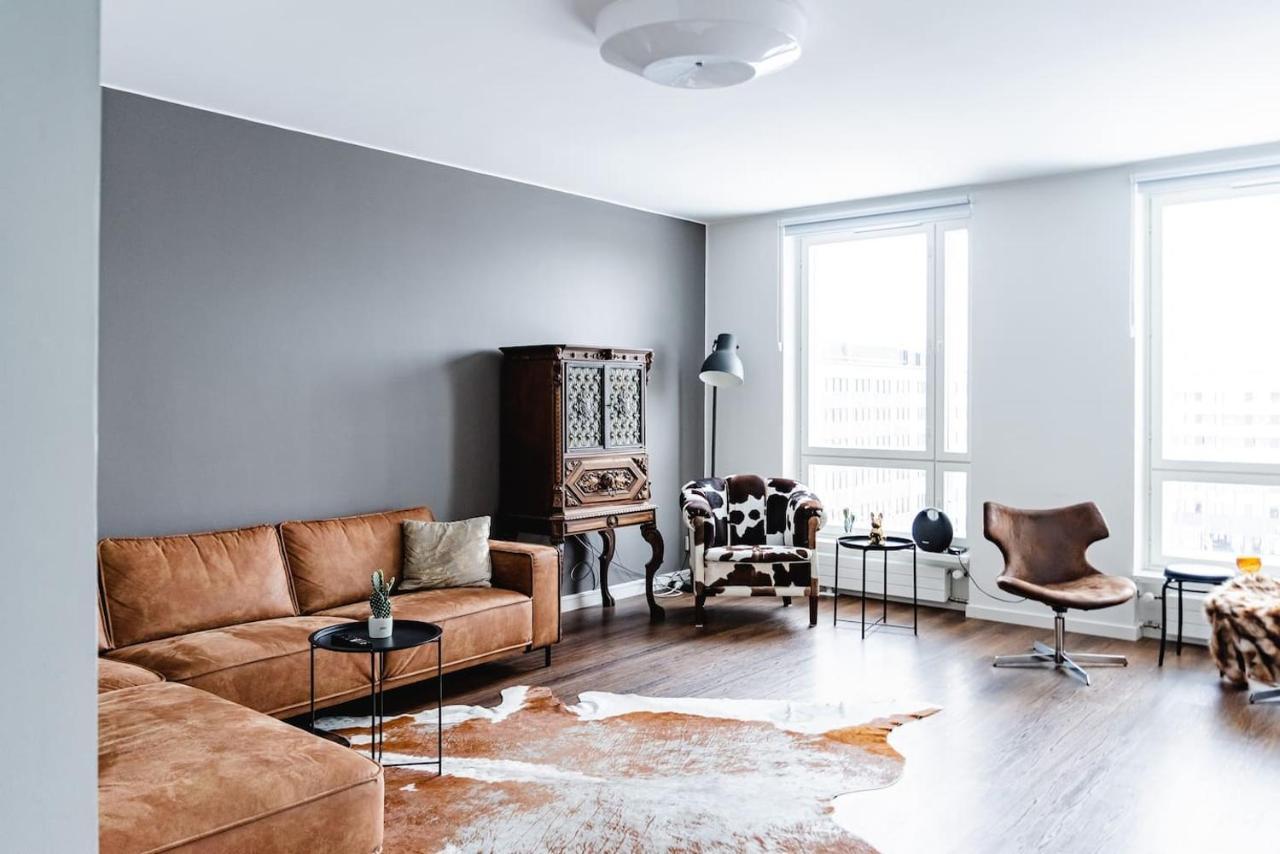 90m2 On Pedestrian Street On Floor, Penthouse Suite, Great View! Incl Linen And Appartement *